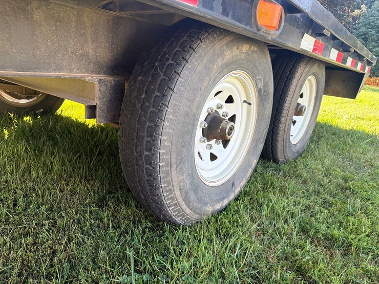 2010-pj-flatbed-image-18