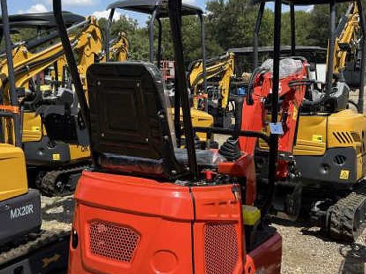 #144-•-mini-excavator---gas---me15-image-4