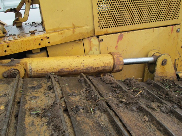 caterpillar-d5m-lgp-image-14