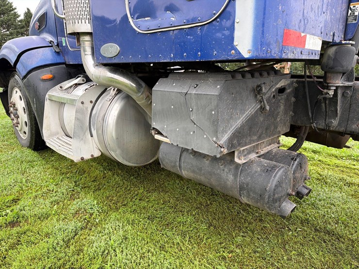 2007-peterbilt-386-image-35