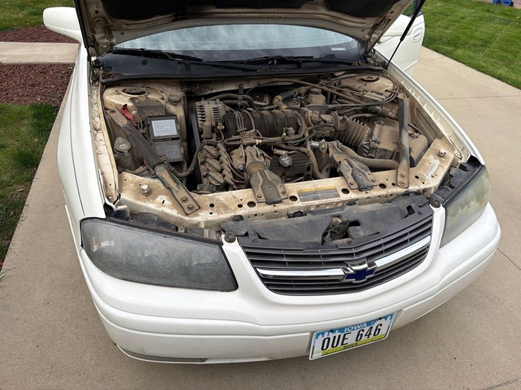 2004-chevrolet-impala-ls-car-image-43