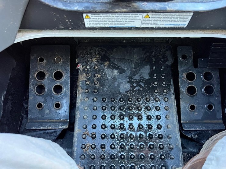 bobcat-s650-image-28