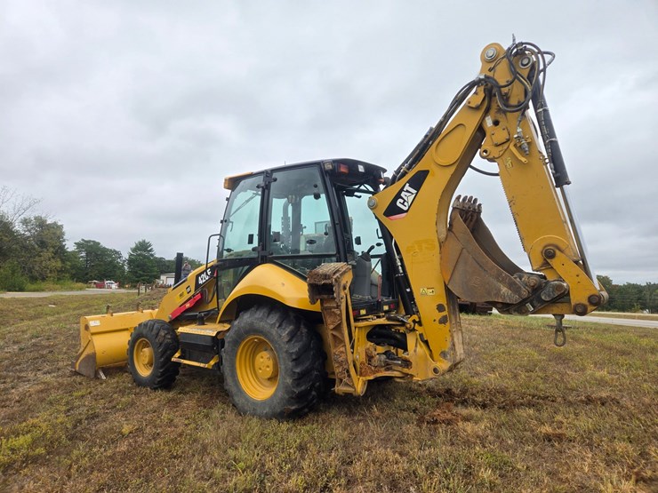 caterpillar-420f-image-9