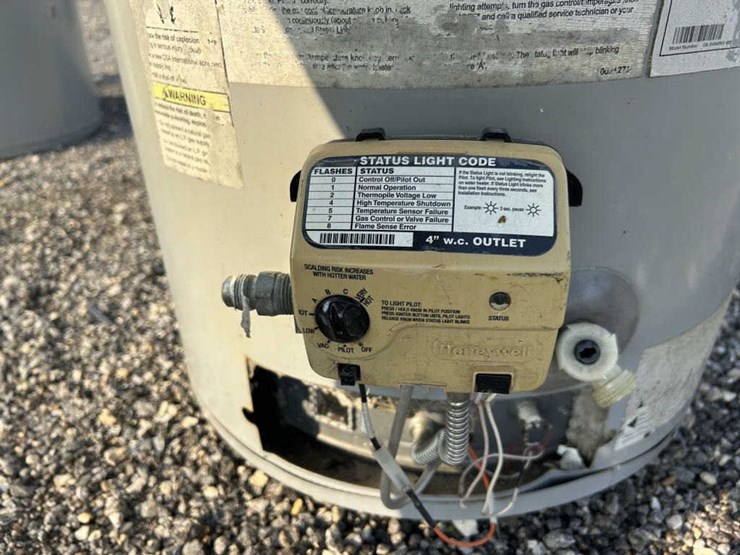 #57-•-ao-smith-signature-40-gallon-water-heater---used-image-3