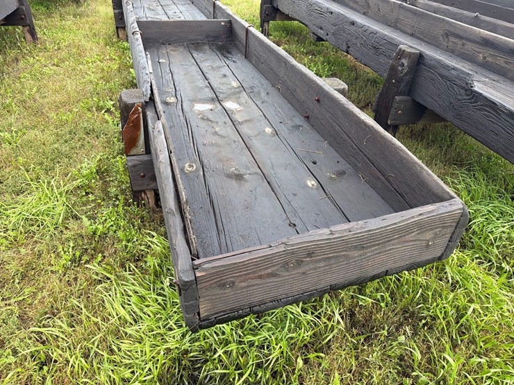doon-saw-mill-3ft-x-20ft-wood-feed-bunk-image-8