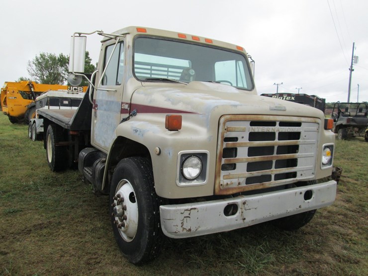 1986-international-s1900-image-2
