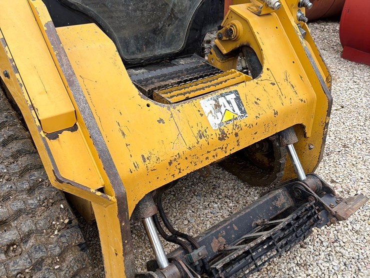 2015-caterpillar-289d-image-15