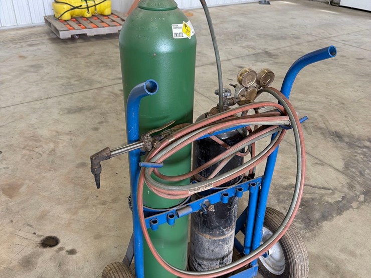 acetylene-torch-with-cart-image-4