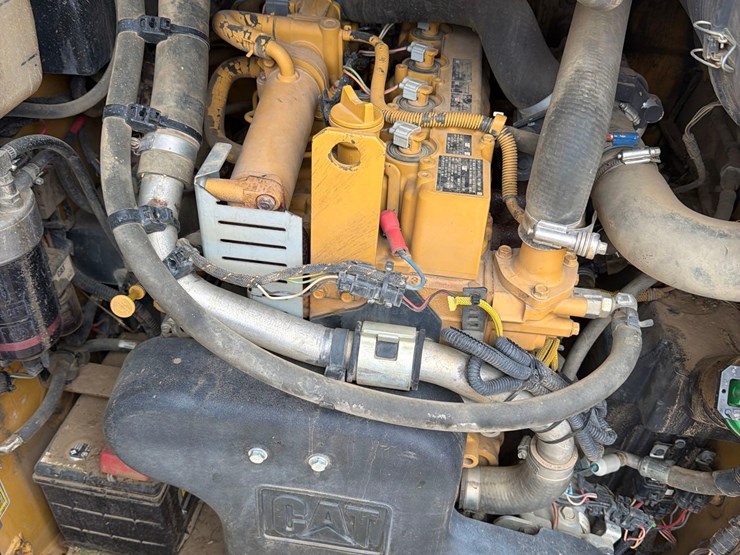 2015-caterpillar-289d-image-29