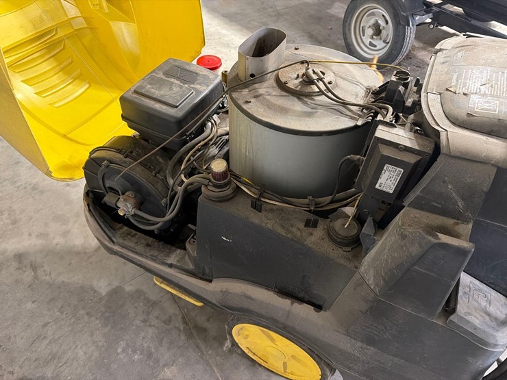 karcher-hot-water-pressure-washer-image-8