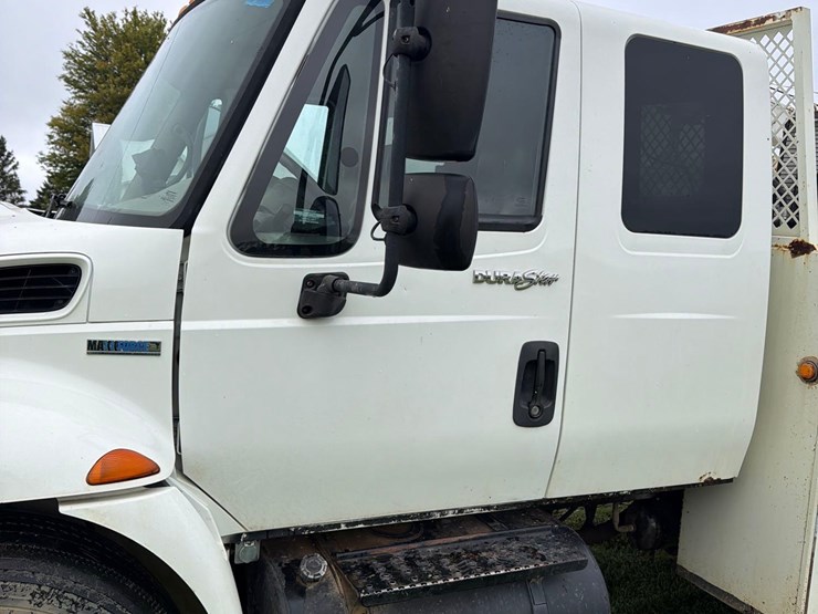 2009-international-durastar-4300-image-74