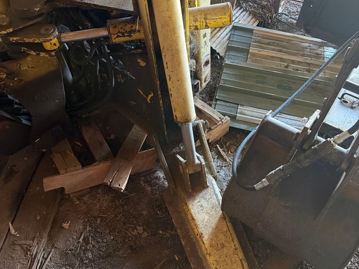 new-holland-lb-11-3pt-backhoe-image-10