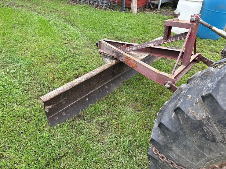 massey-ferguson-165-image-22
