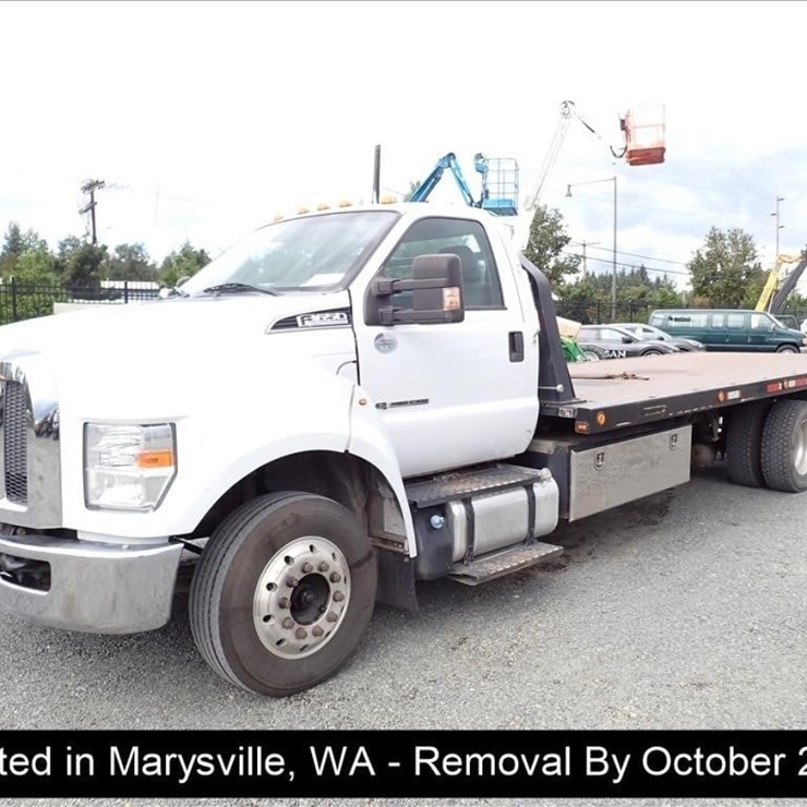 2017 FORD F650