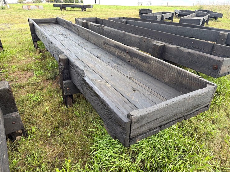 doon-saw-mill-3ft-x-20ft-wood-feed-bunk-image-7