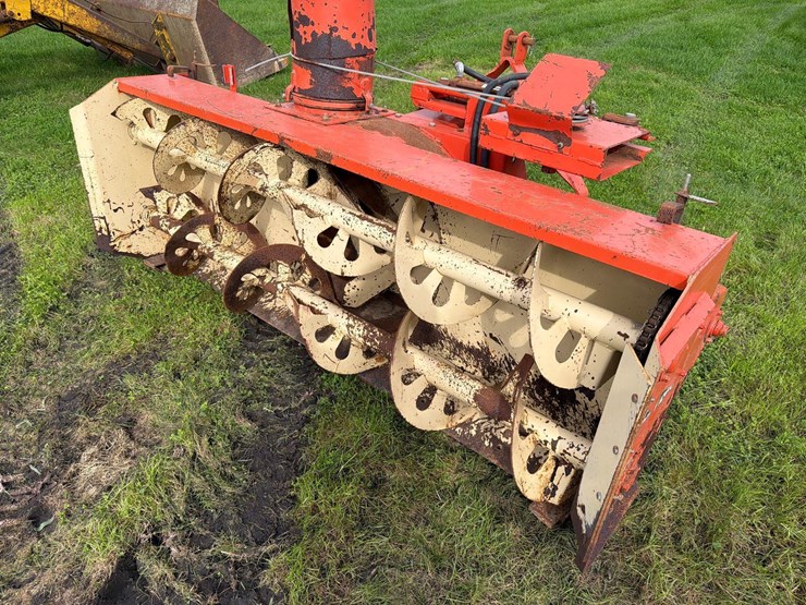 new-idea-517-snowblower-image-4