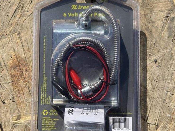#161-•-treeline-6-volt-solar-panel-image-2