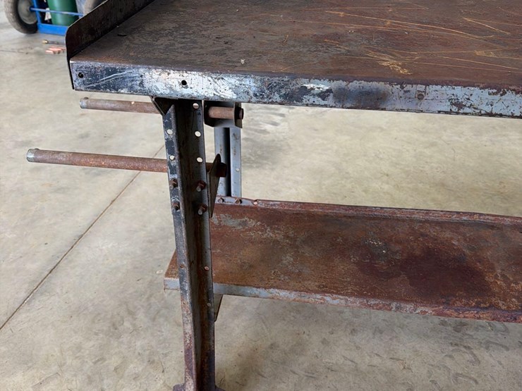 metal-work-bench-image-6