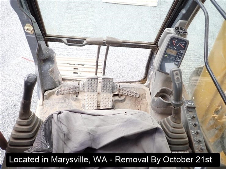 2004-deere-200c-lc-image-18