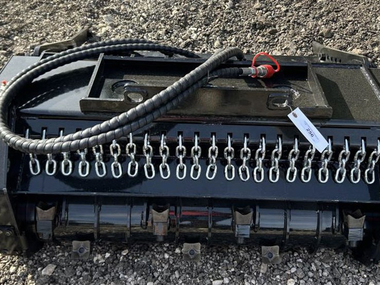 #256-•-mini-skid-steer-40"-hydraulic-mulcher-image-1