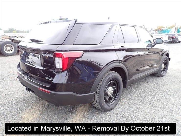 2025-ford-explorer-image-11