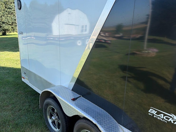 2011-stealth-14ft-enclosed-bumper-hitch-trailer--1-owner-image-19