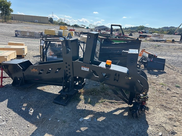 #25-•-5th-wheel-wrecker-attachment-image-2