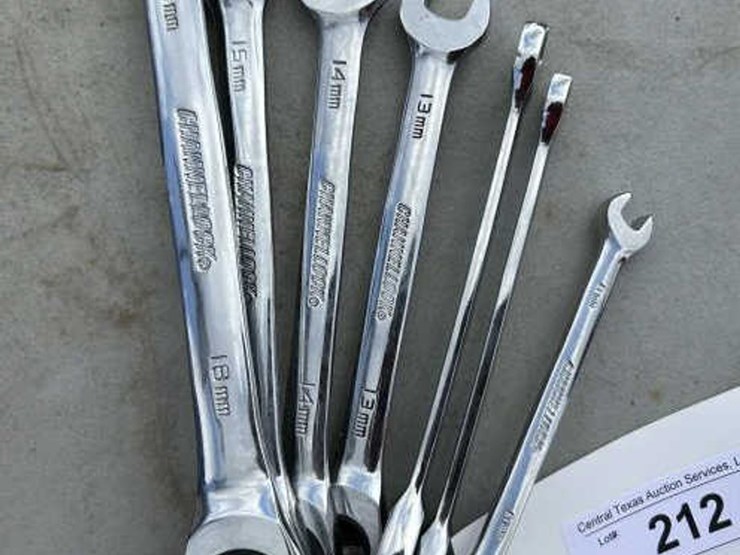 #212-•-channel-lock-wrench-set-image-2