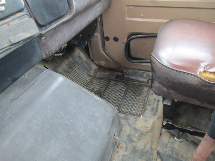 1986-international-s1900-image-29