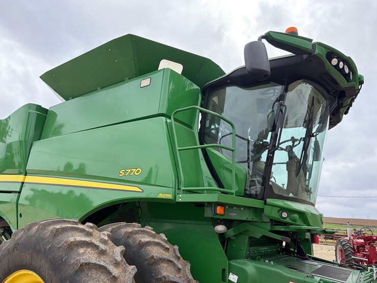 2018-john-deere-s770-image-25