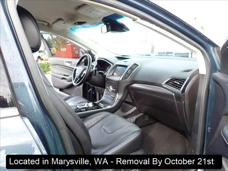 2019-ford-edge-image-11