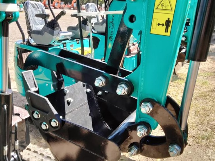 #5-•-cfg-mini-excavator---kt13r-image-5