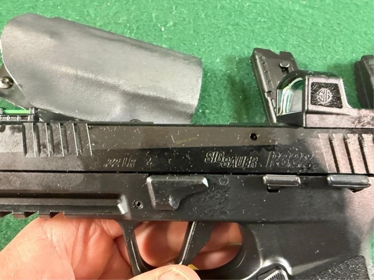 sig-sauer-p322-22lr-pistol-image-10