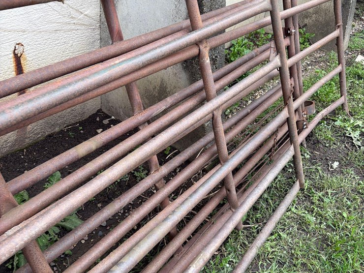 4-gates-image-3