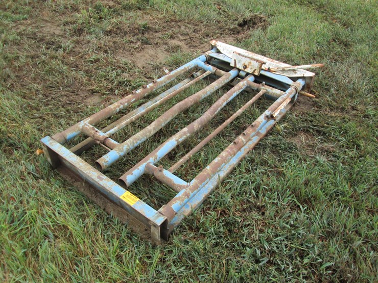 #46148-•-kwick-way-automatic-head-gate-inv#46148-image-1