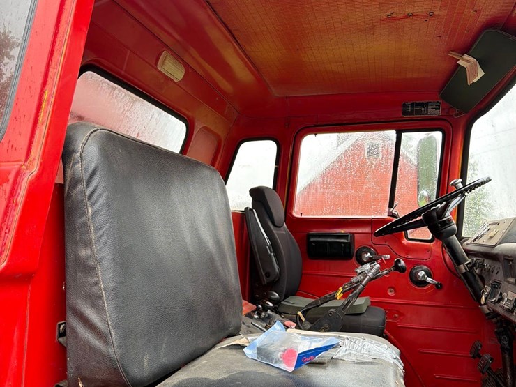1970-gmc-5500-image-58