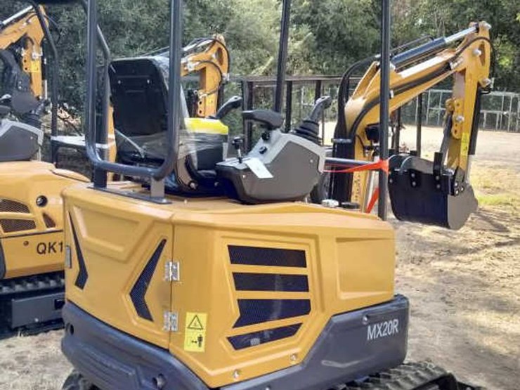 #14-•-cfg-mini-excavator---mx20r-image-4