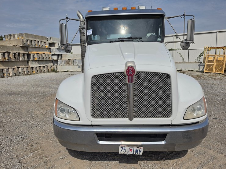 2018-kenworth-t370-image-28