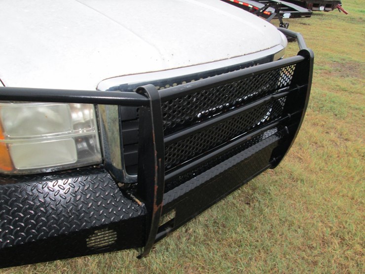 2013-gmc-2500hd-image-14