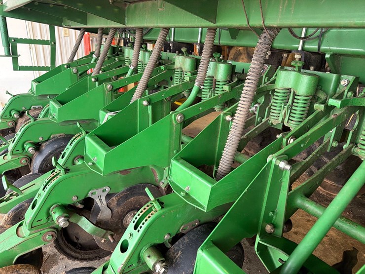 1991-john-deere-1530-image-37