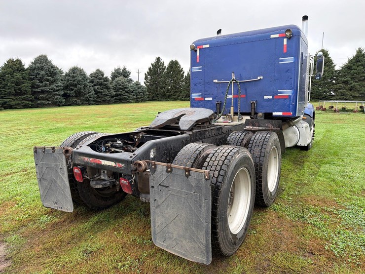 2007-peterbilt-386-image-4