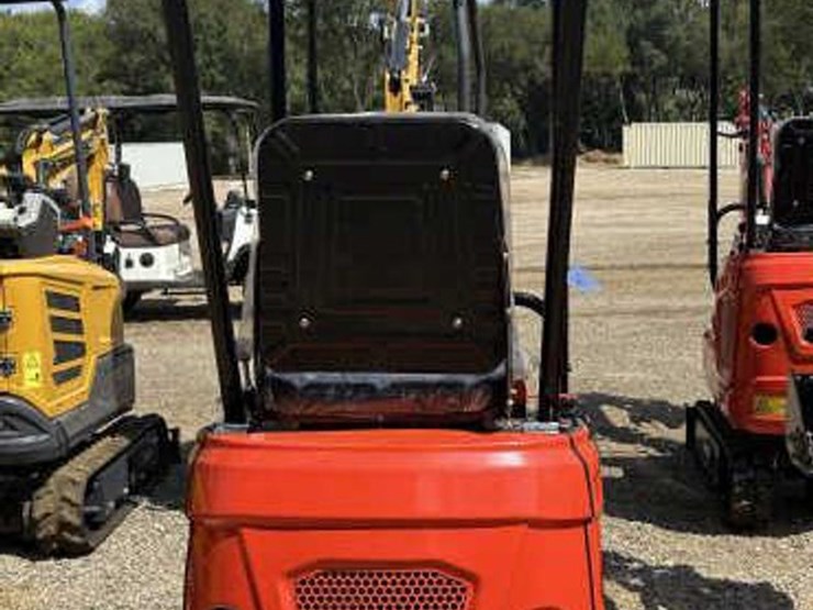 #144-•-mini-excavator---gas---me15-image-5