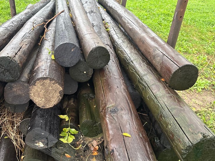 wood-post-and-stand-image-8