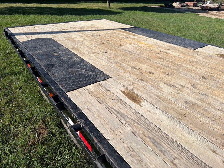 2010-pj-flatbed-image-9