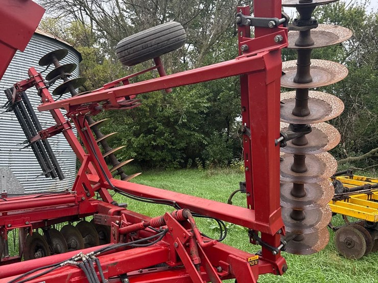 case-ih-3900-image-15