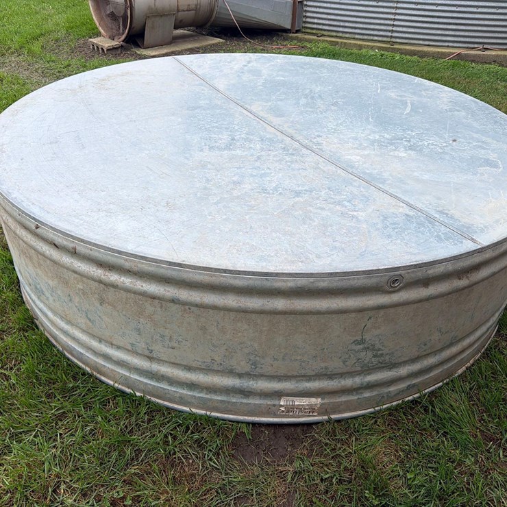 Hastings 92” Round Tank