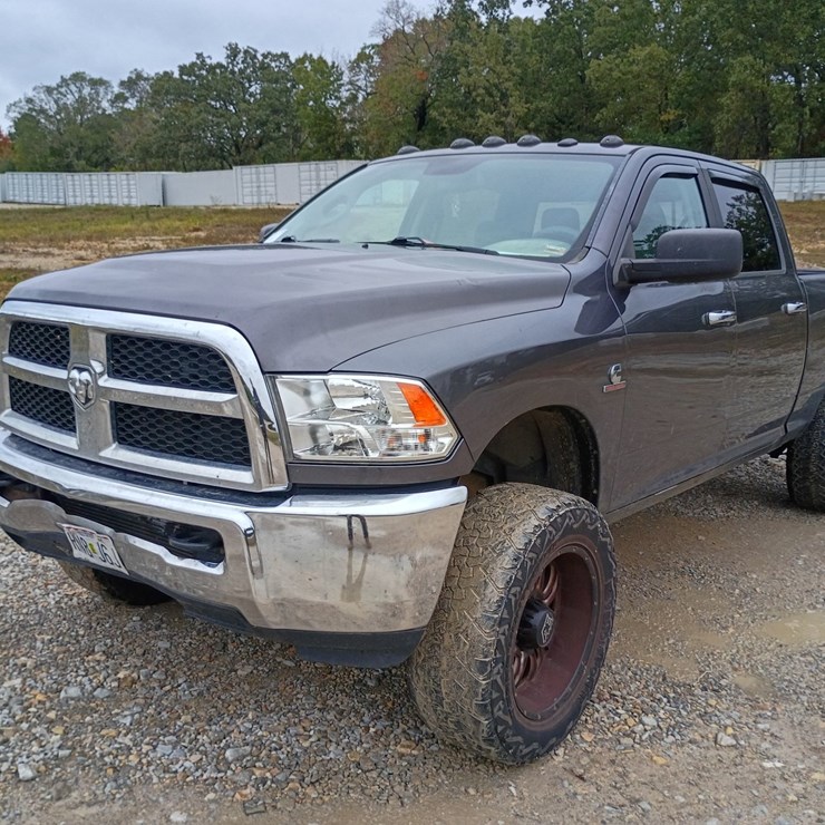 2016 DODGE 2500