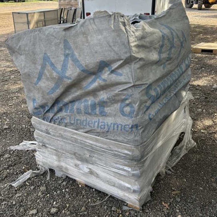 #62 • Summit 60 Synthetic Underlayment 48" x 250'