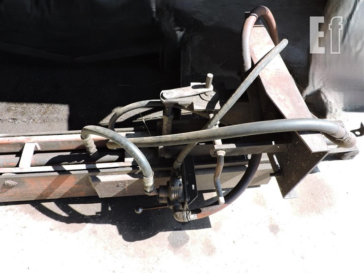 hydraulic-post-pounder,-frame-mount-image-2