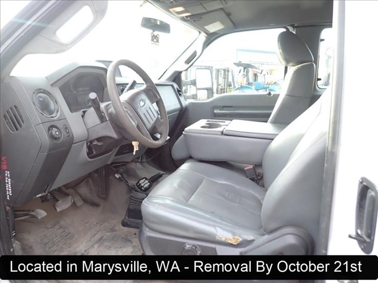 2013-ford-f550-image-21
